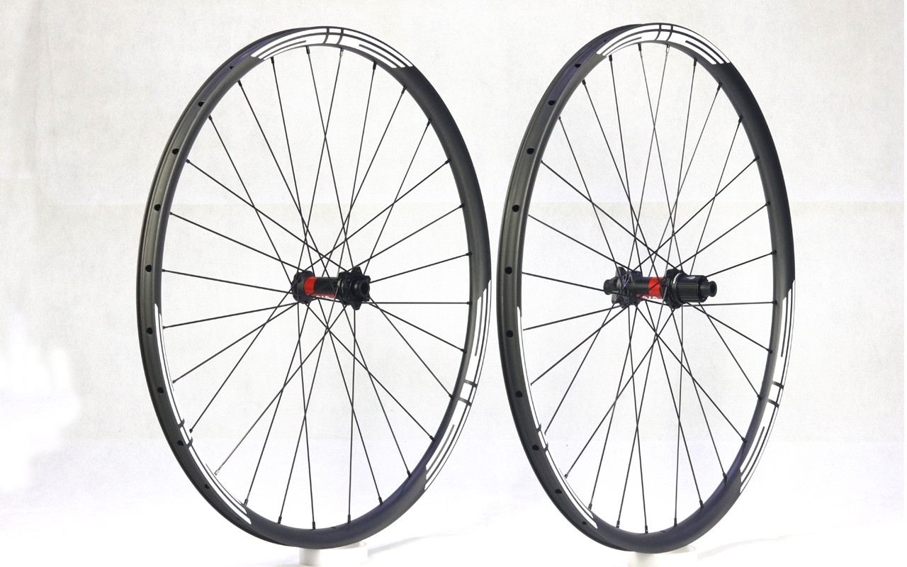 29er-I22-D23-asymmetric- mountain-bike-hookless-XC-carbon-wheels-2